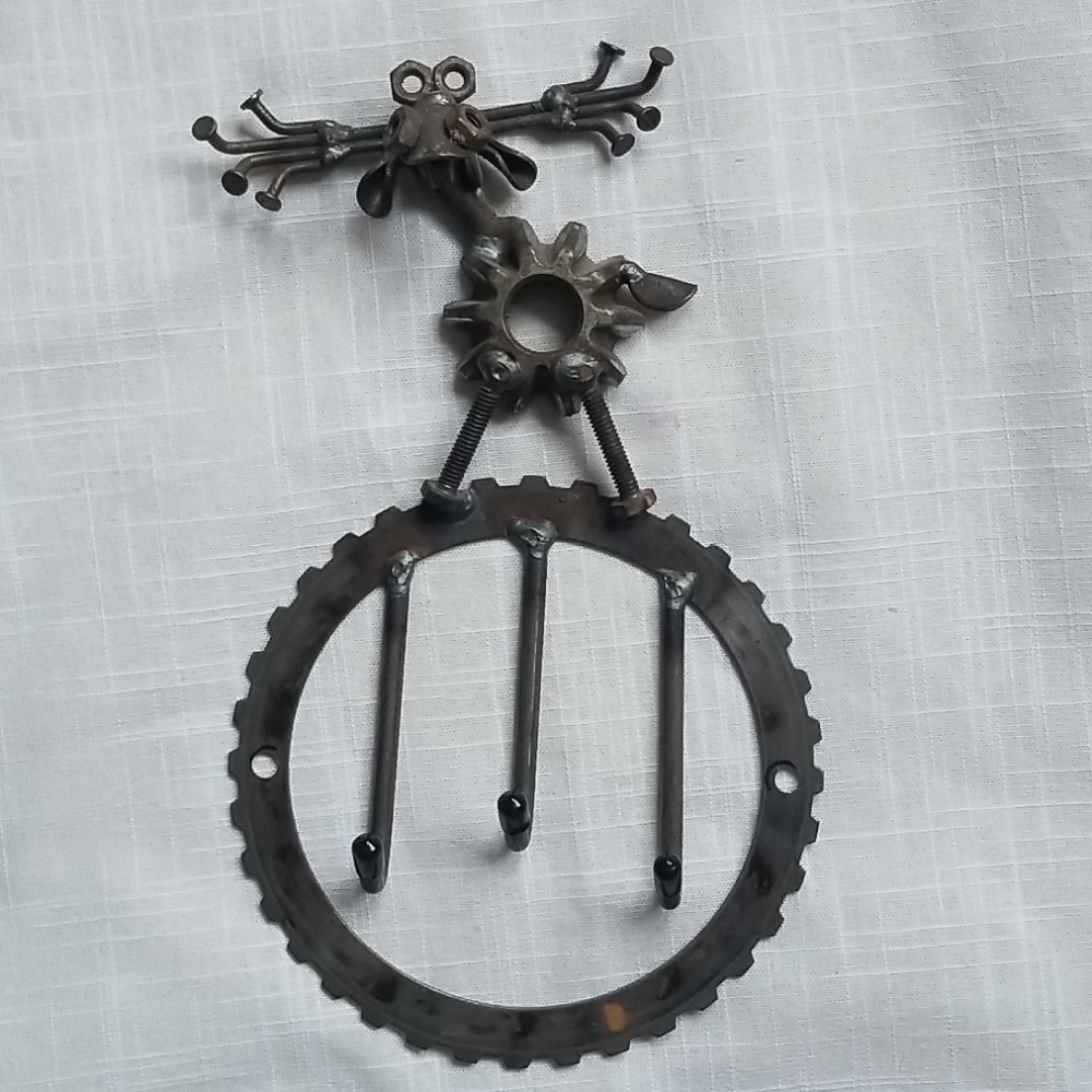 💗 UNIQUE Handmade Moose Screws & Nails Key Holder